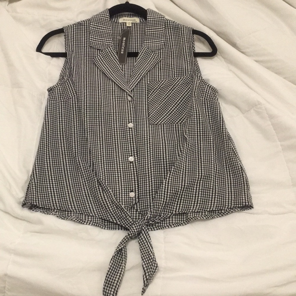 🖤NWT sleeveless blouse🖤